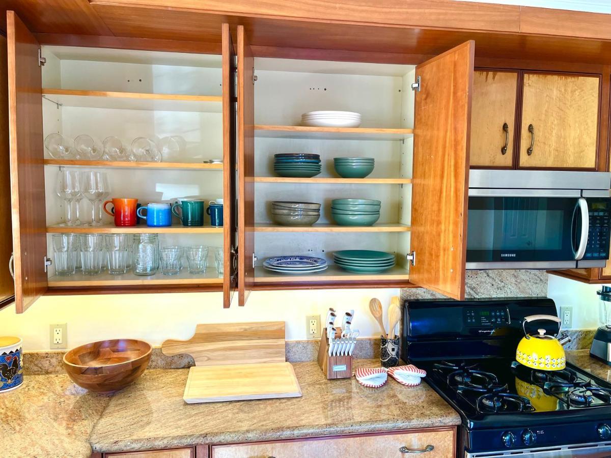 Spacious Renovated Petaluma Home- Pool Table, Fire Pit, Parking Exterior foto