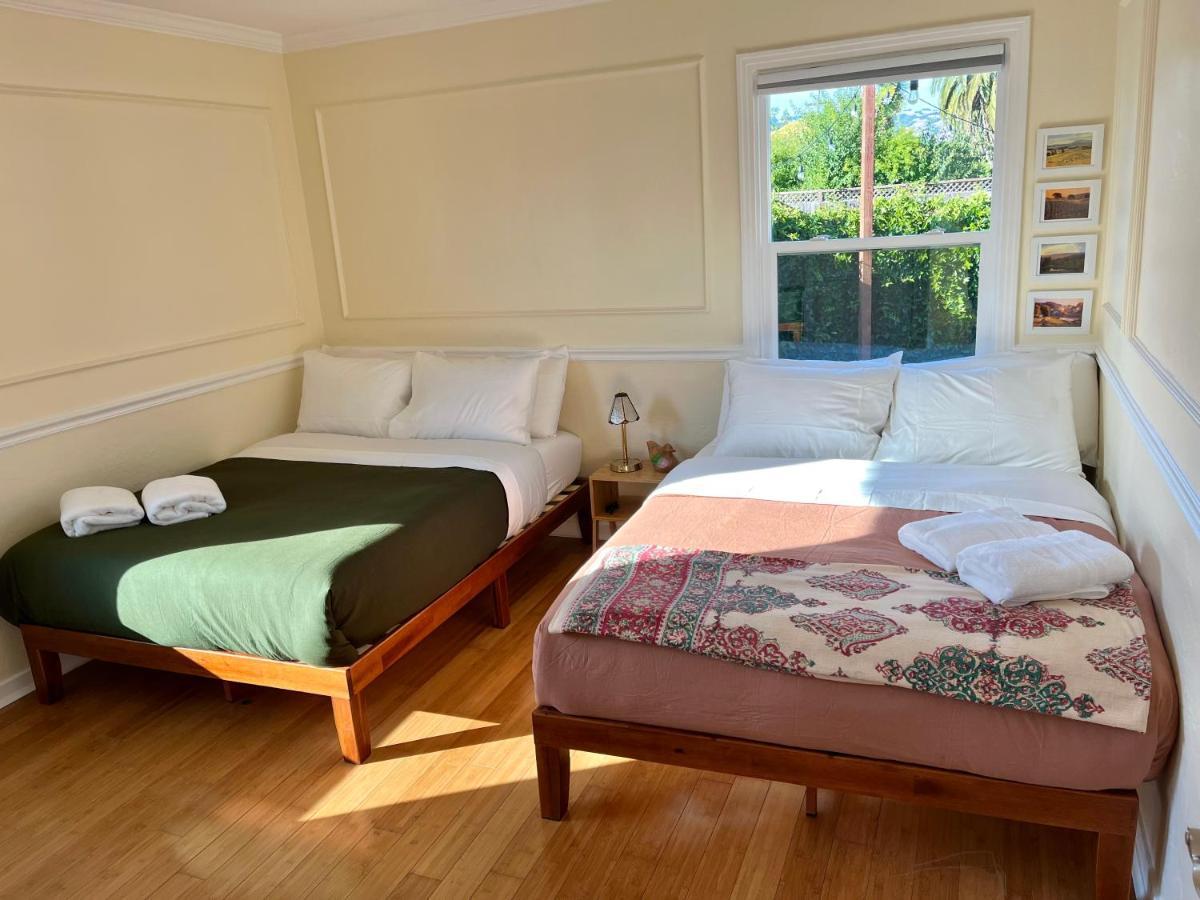 Spacious Renovated Petaluma Home- Pool Table, Fire Pit, Parking Exterior foto