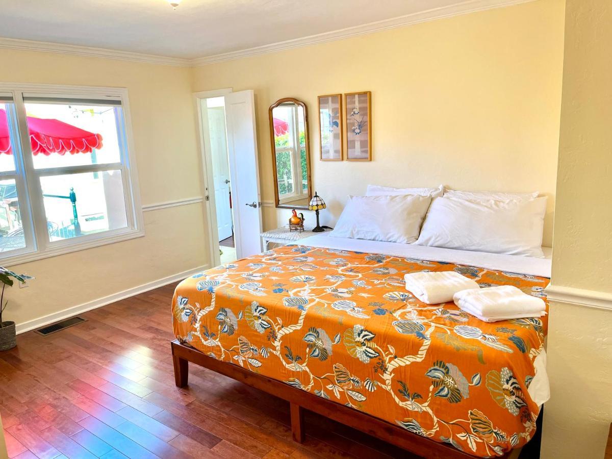 Spacious Renovated Petaluma Home- Pool Table, Fire Pit, Parking Exterior foto